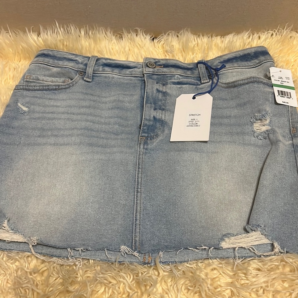 NWT, Jean skirt